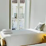Clover House Tavira